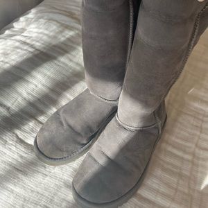 Tall Grey Uggs